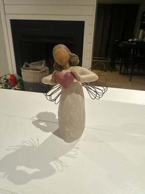 Willow Tree With Love Angel Figurine 2006 Susan Lordi Demdaco